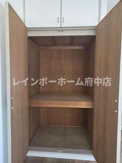 府中ロイヤルマンションの内装写真