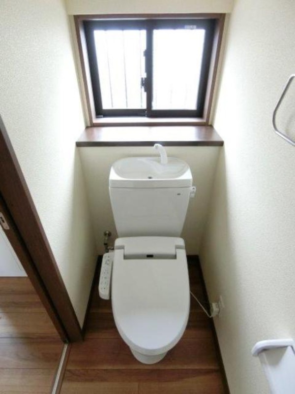 トイレ　図面と現状に相違がある場合には現状を優先