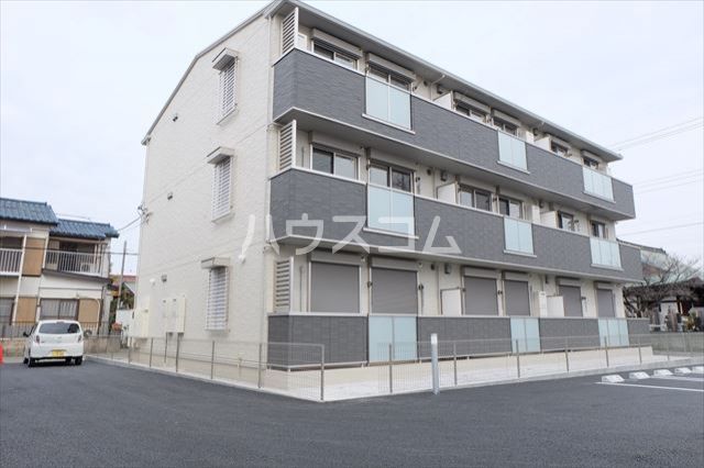 レセンテ西浦和の外観写真
