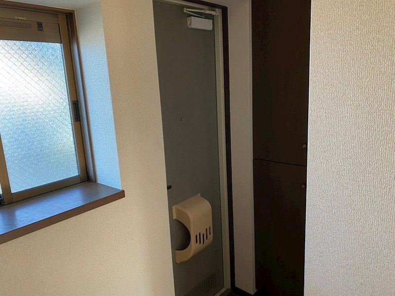 玄関　別部屋参考写真