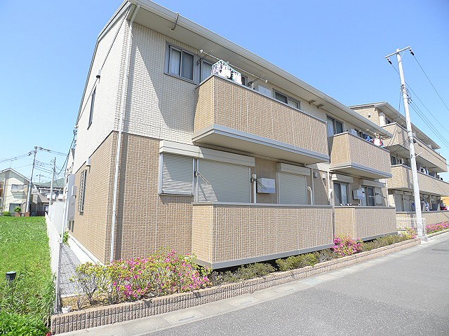 建物外観　サンライトヒルズBのご紹介は住まいの窓口　アソシエにお任せ下