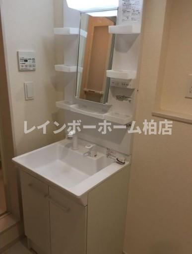 洗面設備　洗面所です