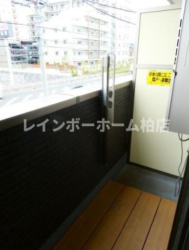 バルコニー　バルコニーがあります