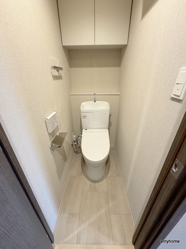 地下鉄谷町線 中崎町駅 徒歩5分 15階建 築2年のトイレ写真