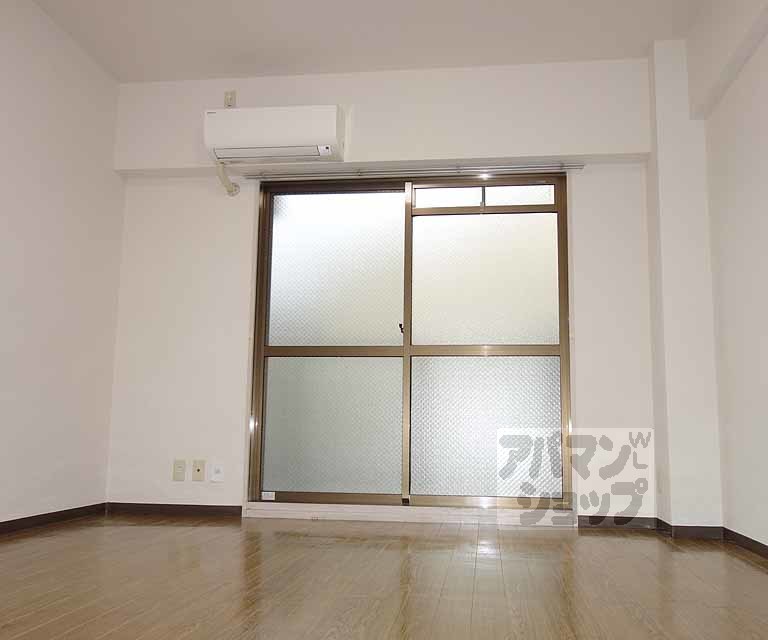 ドムールYの居間写真