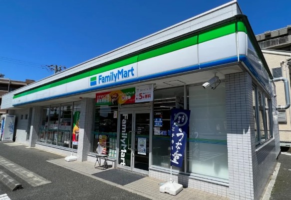 コンビニ　ファミリーマート 北秋津店（コンビニ）まで171m