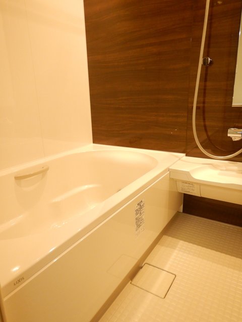 maison de baleine 1の風呂写真