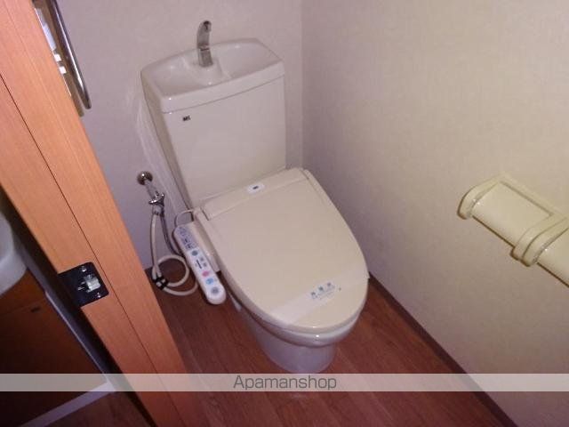 京王線 西調布駅 徒歩2分 3階建 築19年のトイレ写真