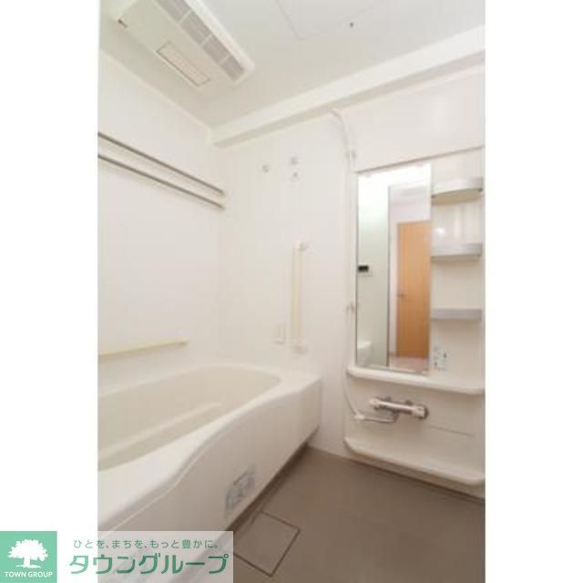 バス・シャワールーム　※写真は同タイプ住戸です。