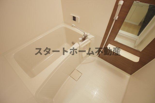 バス・シャワールーム　お風呂です