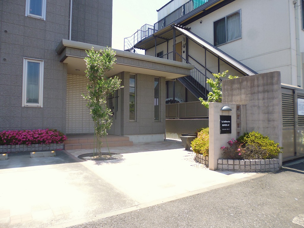 エントランス　オートロックエントランス