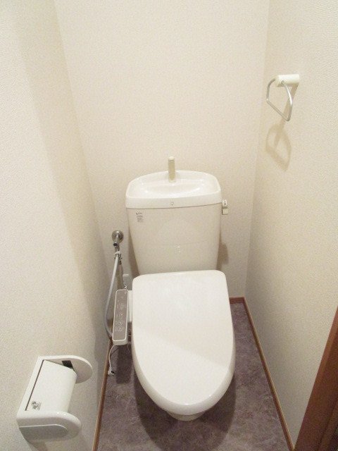 トイレ　シャワートイレ