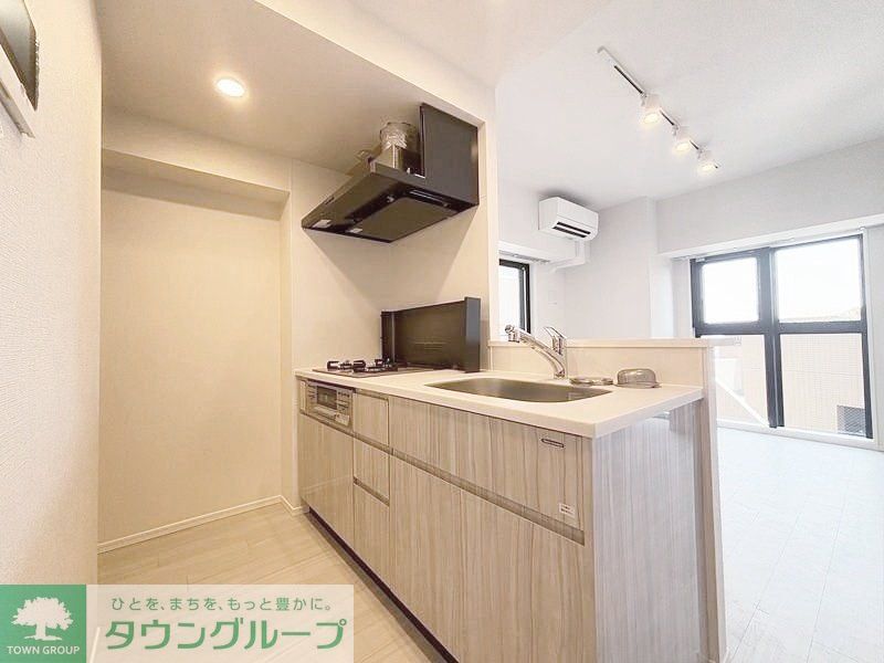 キッチン　お部屋探しは株式会社　タウンハウジング　までお気軽にお問合…