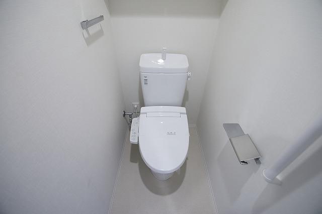 トイレ　トイレ