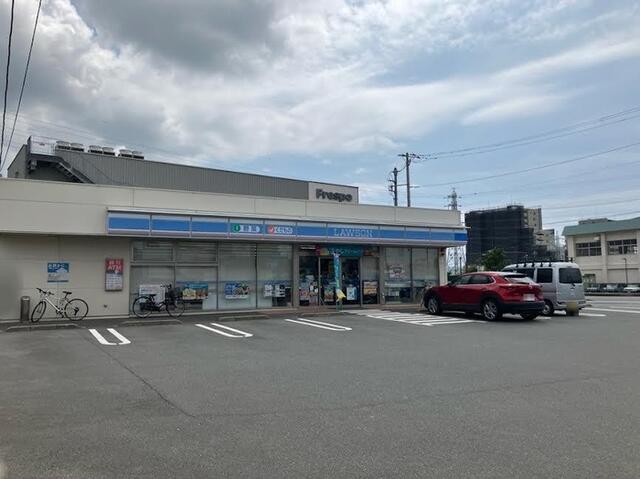 コンビニ　ローソン長泉中土狩北店（コンビニ）まで475m