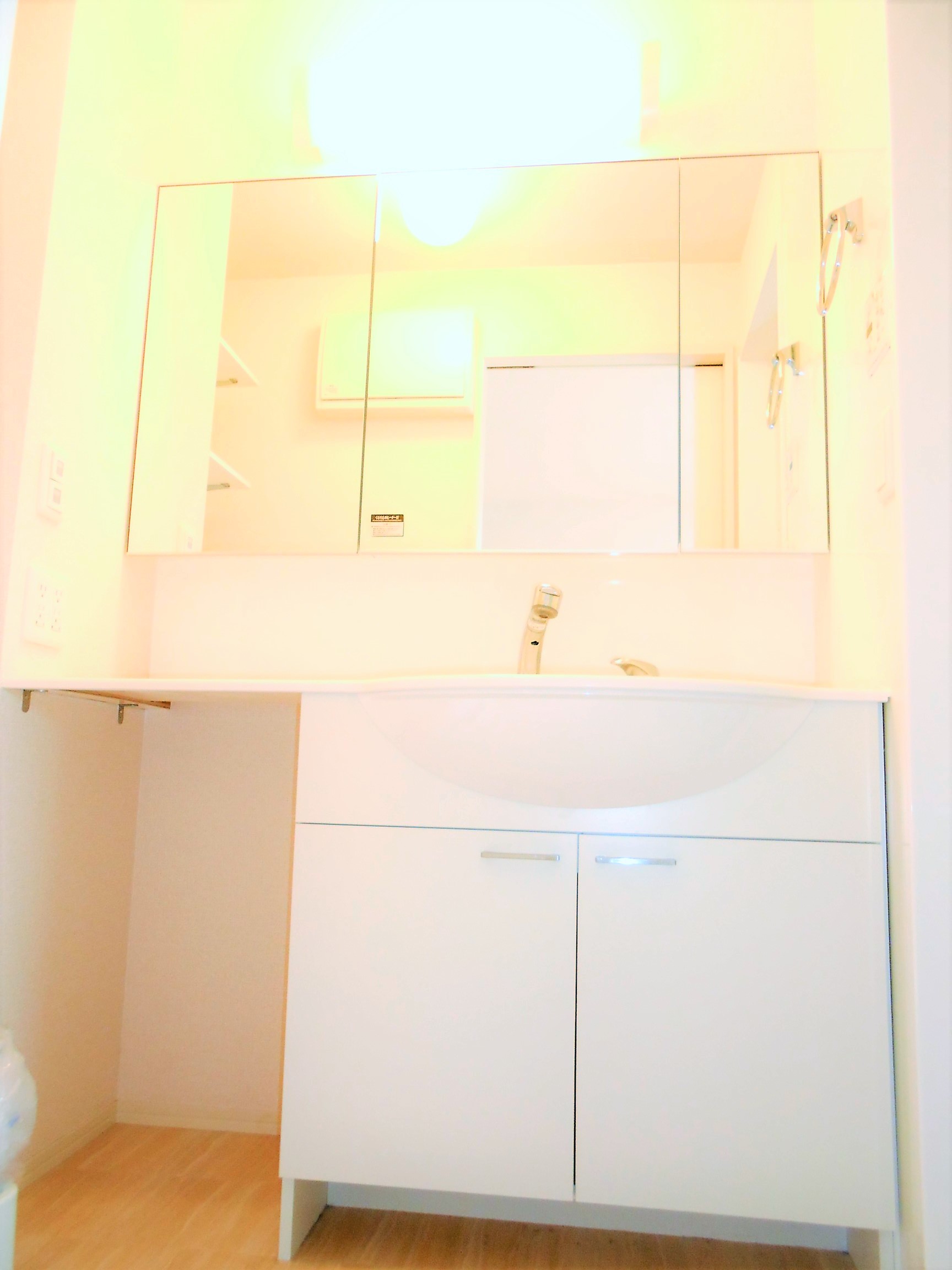 洗面設備　大型洗面台はD-roomならではの設備で必見です！