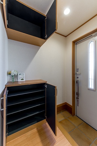 玄関　下駄箱
