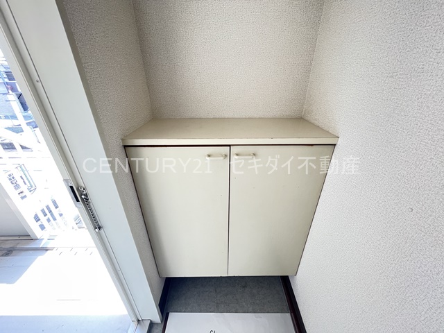 玄関　シューズボックス