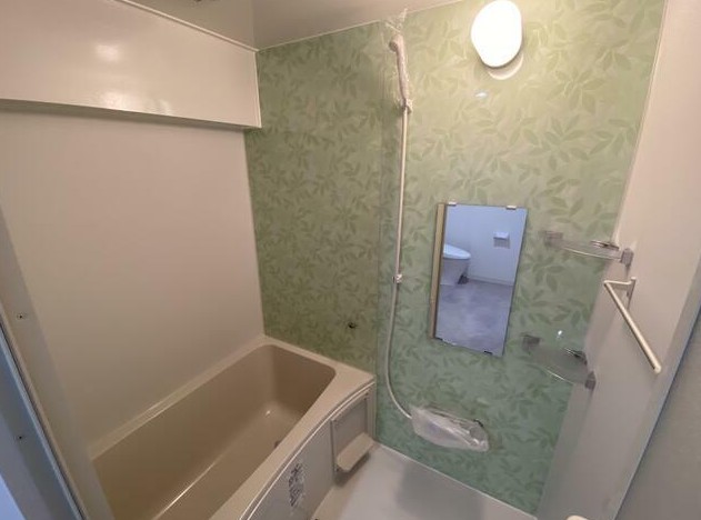 バス・シャワールーム　バスルーム