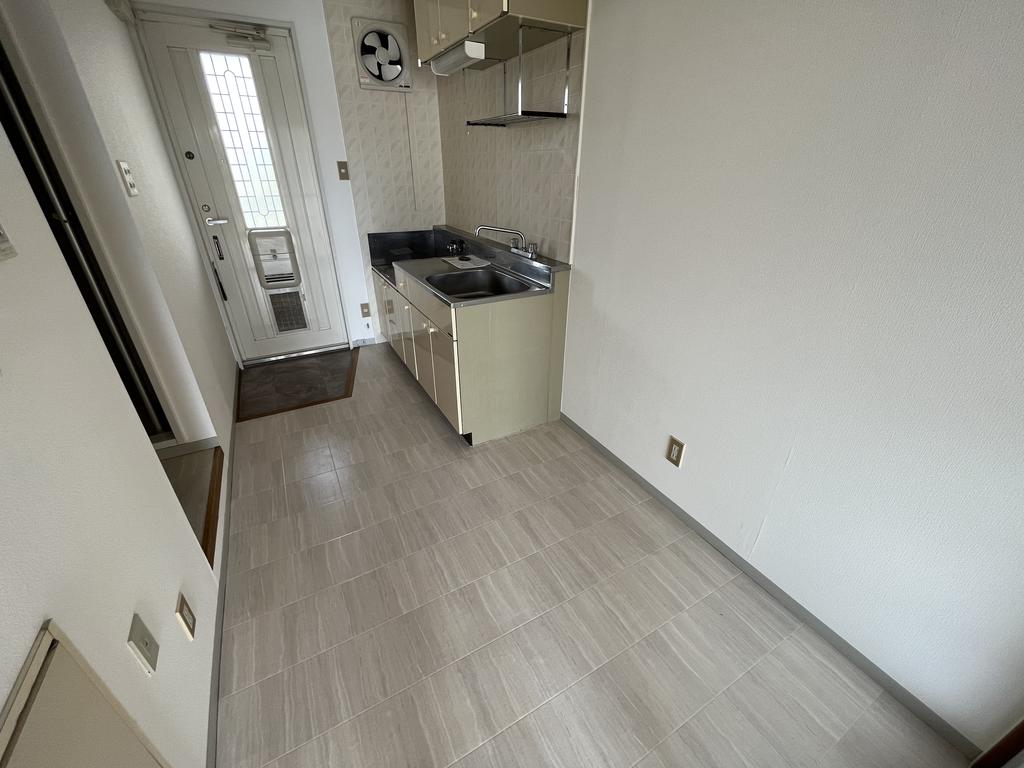 居室・リビング　※写真は別部屋です。