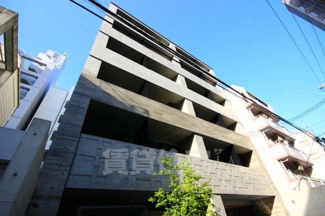 広島市中区小町のマンションの建物外観