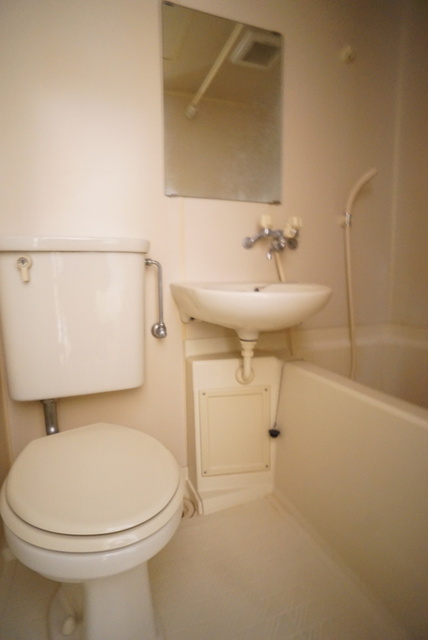 バス・シャワールーム　３点ユニットバス