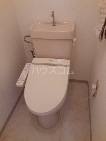 【ラフィナート緑のトイレ】