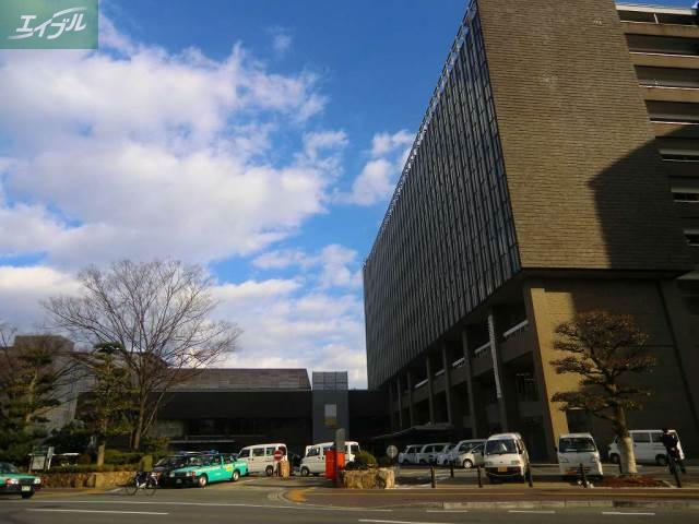 役所　岡山県庁（役所）まで203m