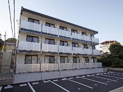 レオパレス道崎の建物外観