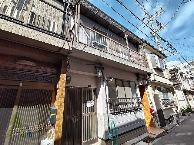 東山町戸建の建物外観