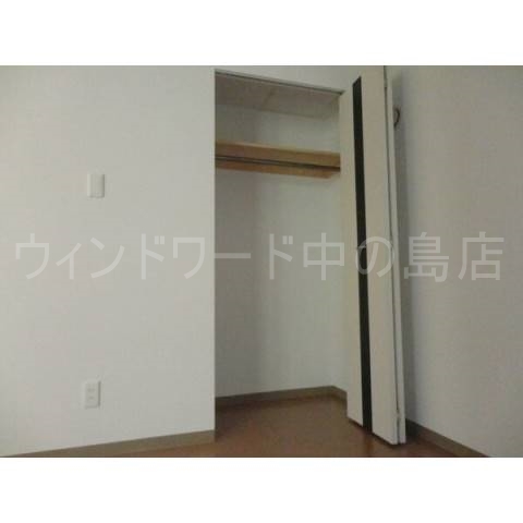 【札幌市豊平区豊平五条のマンションの収納】