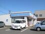 コンビニ　ローソン宮崎城ケ崎店（コンビニ）まで498m