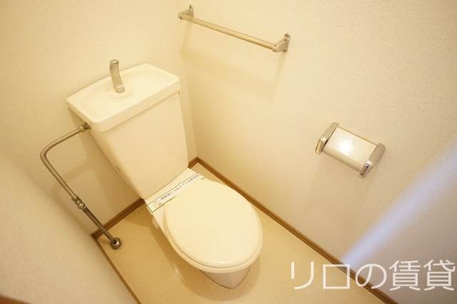 トイレ　別部屋写真