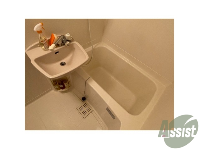 バス・シャワールーム　疲れた日はお風呂でゆっくりしましょう。