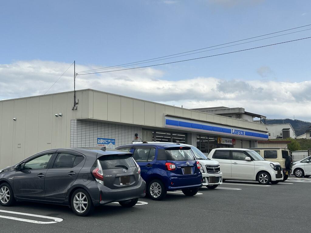 コンビニ　ローソン亀岡西町店（コンビニ）まで455m