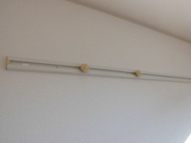 その他　ハンガーレール