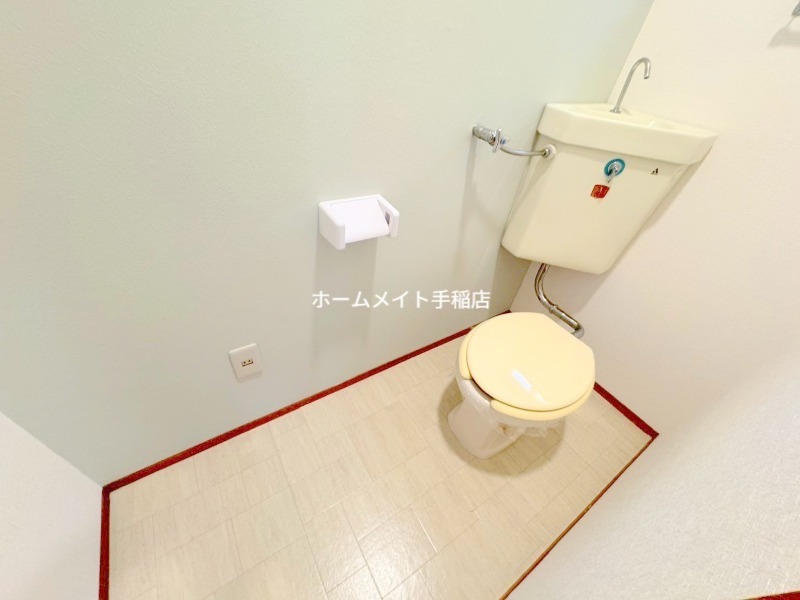 トイレ　美装踏みです！