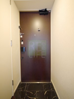 玄関　ハーモニーレジデンス新宿四谷