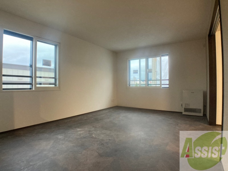 居室・リビング　広くてきれいなリビングです！快適に過ごせそうですね。