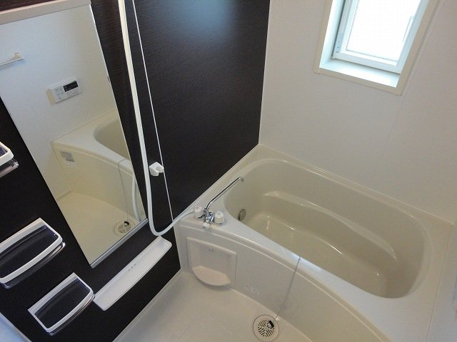 バス・シャワールーム　日々の暮らしに欠かせないお風呂です