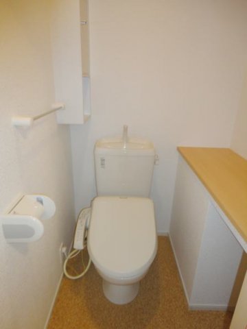 トイレ　ゆったりとした空間のトイレです