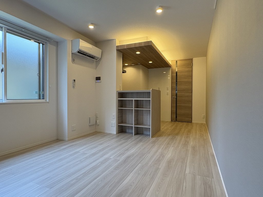 その他設備　エアコン付　ゆとりあるリビング