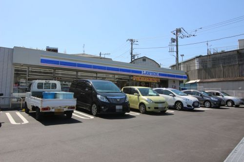 コンビニ　ローソン久比里2丁目店（コンビニ）まで379m