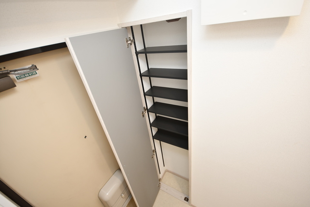 収納　シューズボックス