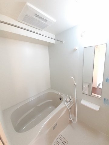 バス・シャワールーム　お風呂で日々の疲れを落としましょう