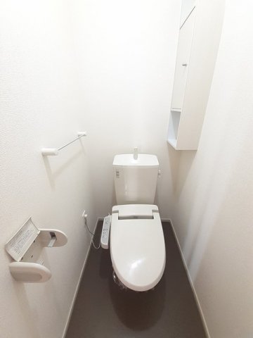 トイレ　コンパクトで使いやすいトイレです