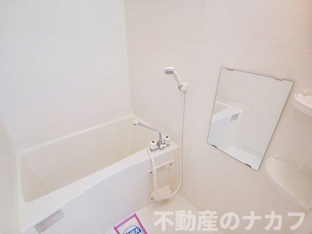バス・シャワールーム　※過去の室内写真のため現況と異なる場合があります