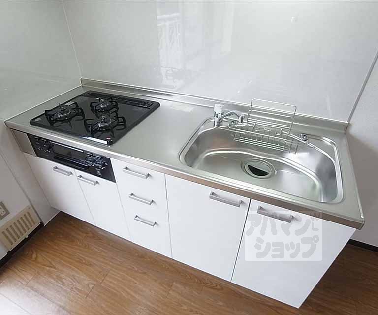 キッチン　システムキッチン装備