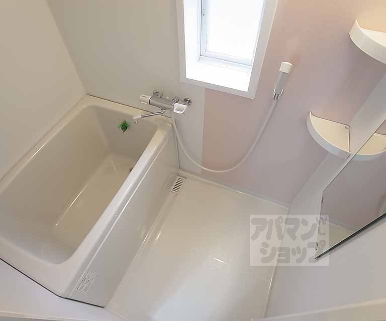 バス・シャワールーム　バス入れ替え済