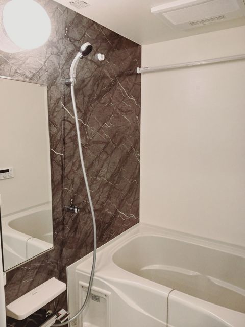 バス・シャワールーム